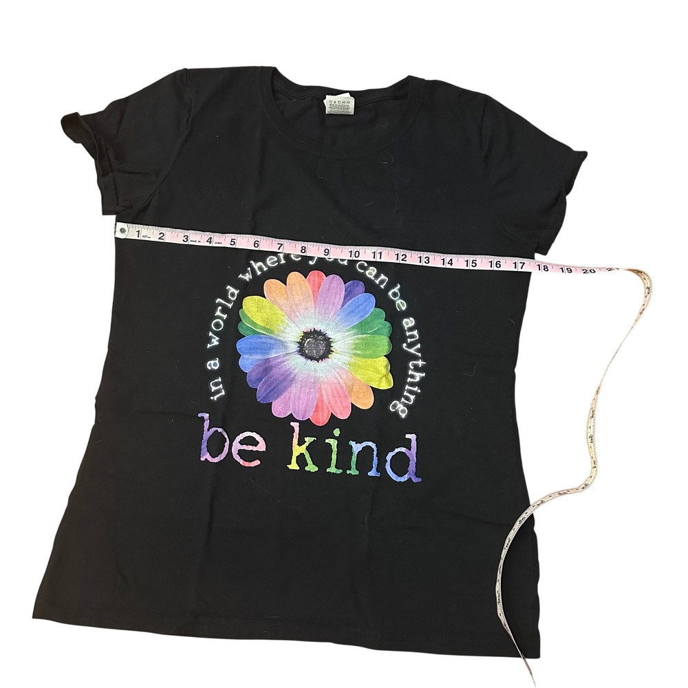 Fruit of the Loom Black‎ Be Kind Rainbow Flower Graphic T Shirt Womens Medium - Picture 5 of 7